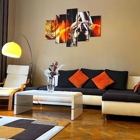 A54: Charming Apartment In The Ruin Bar District Budapesta Exterior foto